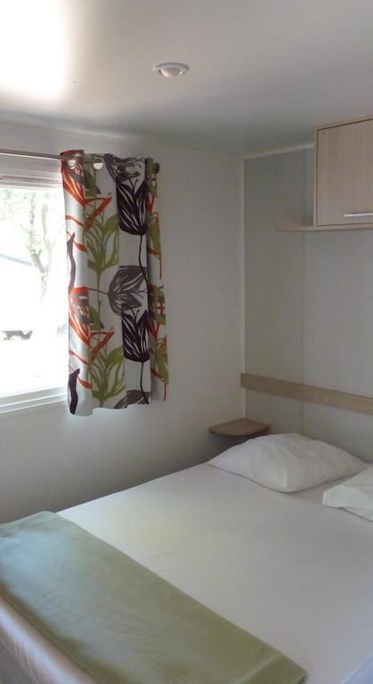 Camping La Sousta**** Remoulins